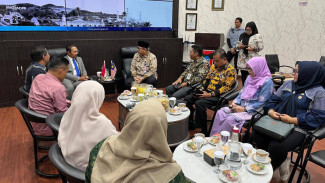 Padang Sambut Tawaran Malaysia: Sekda Andree Algamar Dorong Kerjasama Pariwisata hingga Business Matching