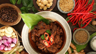 Filosofi Sabar dalam Racikan Bumbu Minang