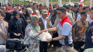 Pertamina Patra Niaga Regional Sumbagut Perkuat Pemulihan Huntara Ketapiang Bersama Direksi Pertamina dan DPR RI Komisi
