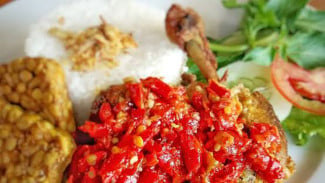 Ramah di Kantong! Ini 10 Rekomendasi Tempat Makan Murah dan Enak di Sekitar UNP Padang