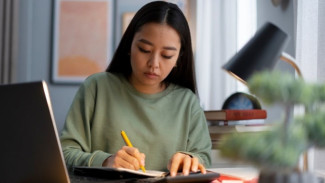 Strategi Cerdas Kelola Uang Bulanan: Anak Kost Wajib Tahu Tips Ini!