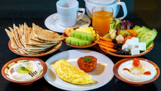 Inspirasi Menu dan Resep Makanan Sehat serta Mengenyangkan Saat Puasa