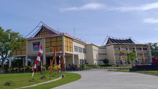 Perebutan Kursi Eselon II Pemko Padang Memanas: 30 Pejabat Adu Strategi, Ada 'Impor' dari Luar Daerah