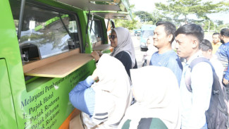 Bayar Pajak di Padang Makin Praktis, Mobil Layanan Keliling Siap Jemput Bola