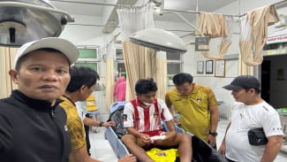 Juru Gedor PSP Padang Dilarikan ke Rumah Sakit Usai Benturan Kontra Mataram Utama FC