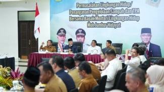 Pemprov Sumbar dan KLH Sepakat Susun Roadmap Pengelolaan Sampah