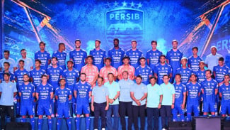 Persib Bandung Rilis 32 Pemain: Kombinasi Wajah Baru dan Target Tinggi di Asia