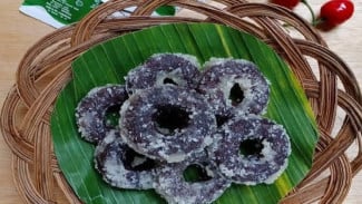 Kue Galang, Jajanan Tradisional Minangkabau dengan Tekstur Kenyal dan Balutan Gula Manis