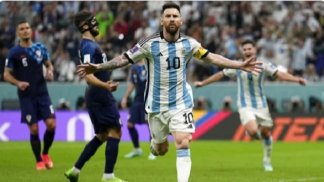 Selebrasi Lionel Messi usai membobol gawang Kroasia