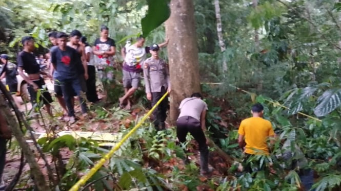 Penemuan mayat di Desa Landau, Kabupaten Sekadau