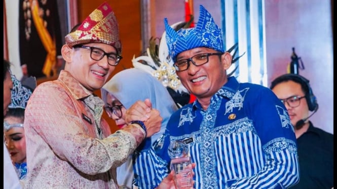 Menparekraf Sandiaga Uno dan Walikota Padang Hendri Septa