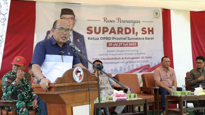 Ketua DPRD Sumbar, Supardi