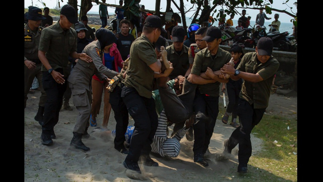 Penertiban PKL di Pantai Padang