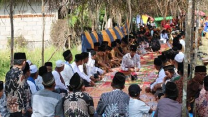 Tradisi Berkaul Adat di Kabupaten Sijunjung.