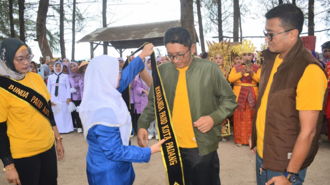 Walikota Padang Hendri Septa