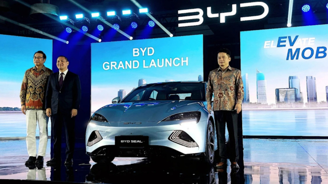 Peluncuran mobil listrik BYD di Indonesia