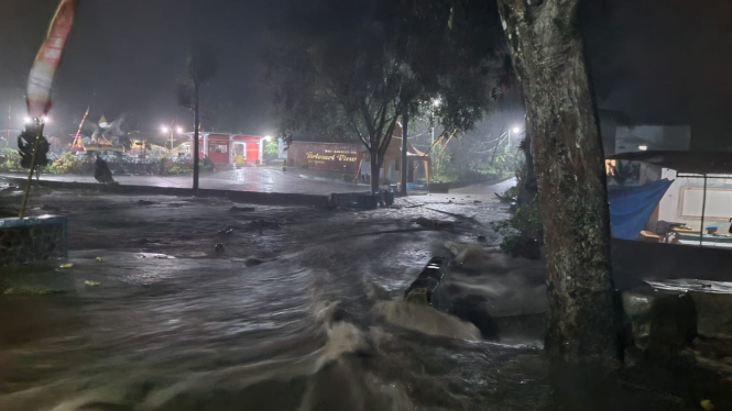 Dampak Banjir Lahar Dingin Gunung Semeru di Lumajang