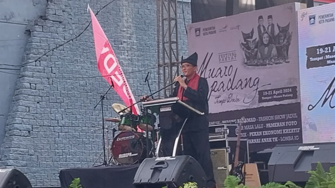 Walikota Padang, Hendri Septa