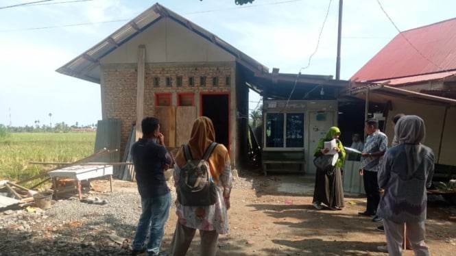 Dinas Perkim Padang saat lakukan pendataan Rumah Layak Huni