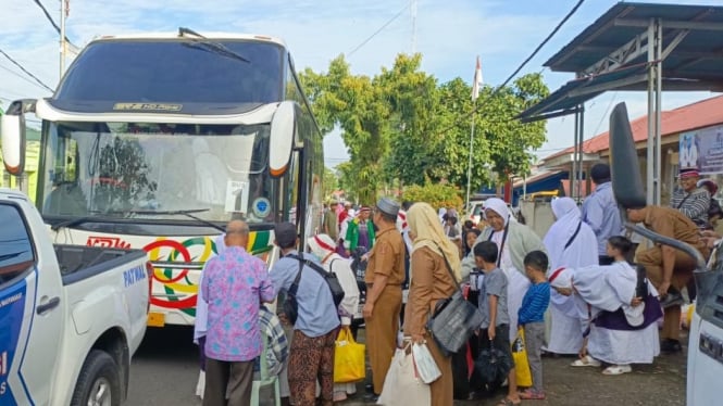 Jamaah Haji Asal Kabupaten Agam Tiba di Kampung Halaman