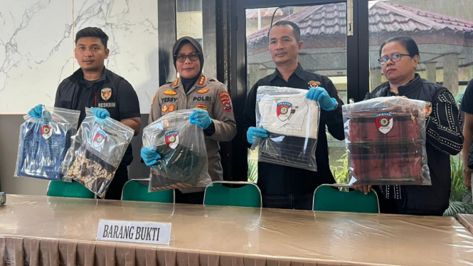 Kapolresta Bukittinggi perlihatkan barang bukti