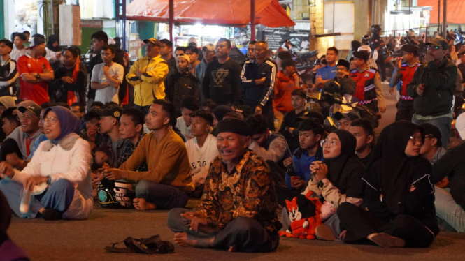 Antusias Warga Padang Panjang Nobar Final AFF U-19