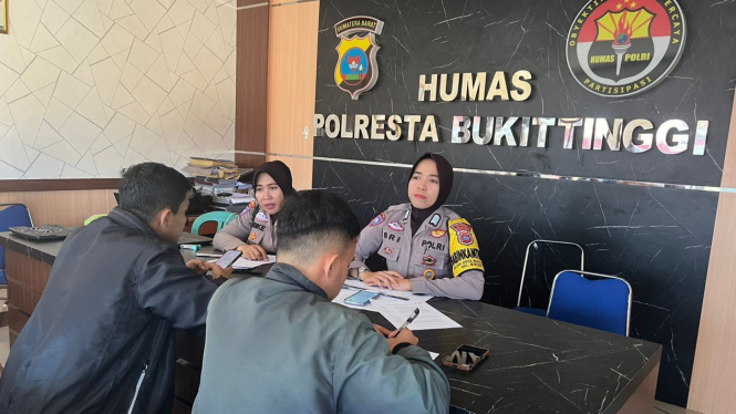 Peserta Police Woman Run mendaftar ke Polresta Bukittinggi