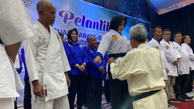 Rezka Oktoberia dilantik jadi Ketum Karate-Do Tako Sumbar