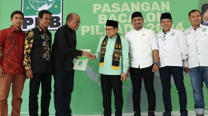 Pasangan Supardi-Tri Venindra menerima SK DPP PKB