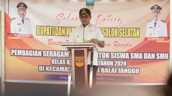 Bupati Solok Selatan Khairunas