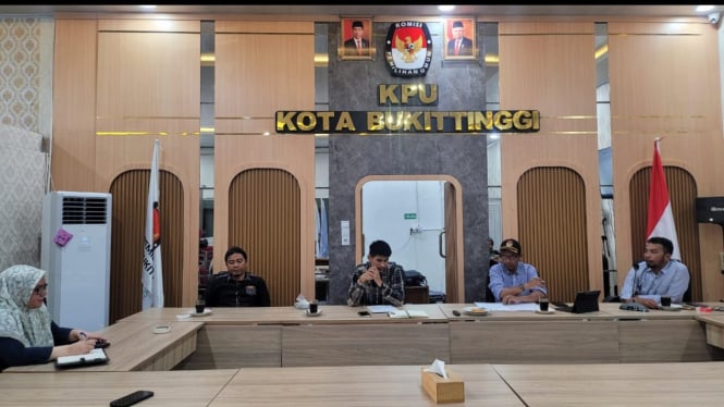 Komisioner KPU Bukittinggi gelar rapat pleno pengesahan cawako