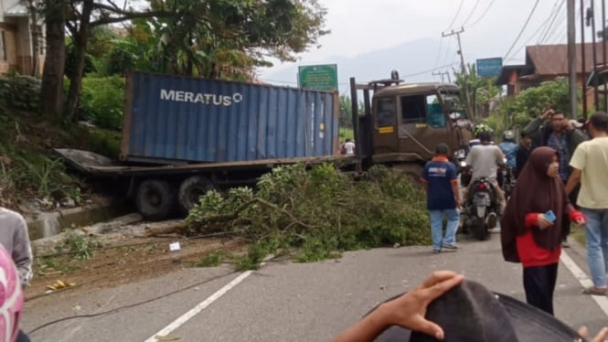 Kecelakaan di ruas jalan Padang - Bukittinggi