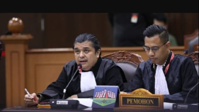 Rivaldi dan Ridwan Bakar selaku kuasa hukum pemohon