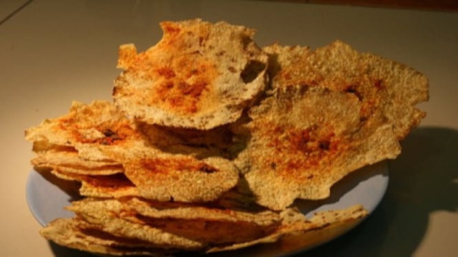 Kerupuk Jengkol