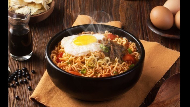 Mie Rebus