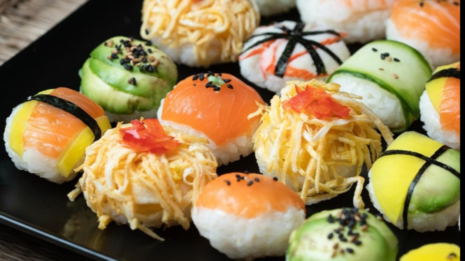 Sushi Ball