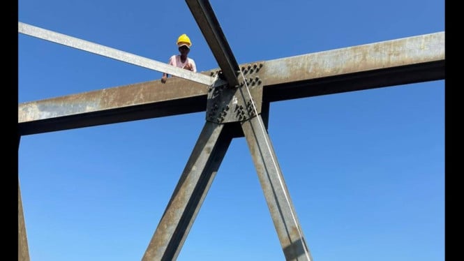 Jembatan Batanghari Sungai Langkok Dharmasraya