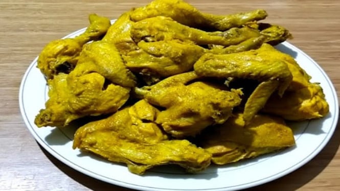 Foto ilustrasi ayam ungkep