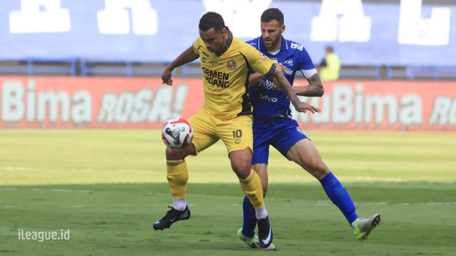 Persib Vs Semen Padang FC