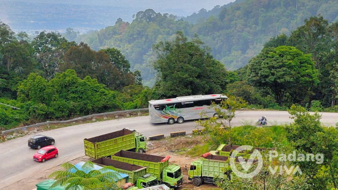Jalur Sitinjau Lauik