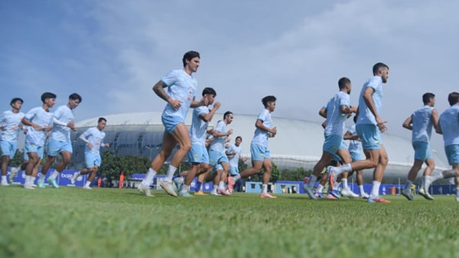 Para pemain Persib Bandung saat latihan