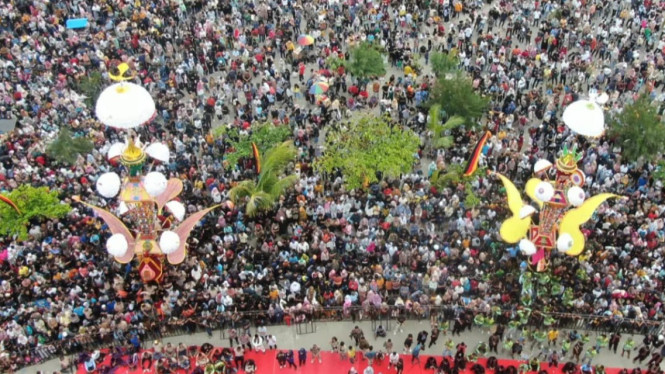 Festival Hoyak Tabuik Piaman