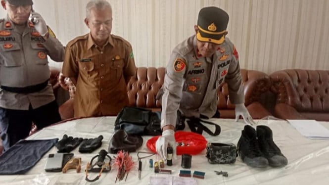 Densus 88 Antiteror Polri turun tangan ikut mendalami kasus ledakan yang terjadi di MAN 3 Padang