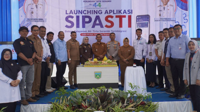 Perumdam Tirta Serambi Kota Padang Panjang memperkuat transformasi pelayanan publik dengan meluncurkan SIPASTI (Sistem Informasi Pelayanan Air Minum S
