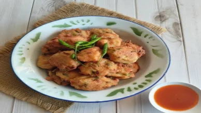 Tahu Brontak