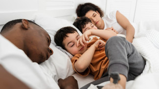 Tidur Berkualitas, Tumbuh Maksimal: Tips Membiasakan Anak Tidur Teratur