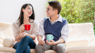 Rules No. 1 Pernikahan: Bicara Baik Sama Pasangan, Jangan Malah Sebaliknya