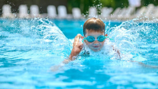 Les Berenang untuk Anak: Bukan Sekadar Main Air, Tapi Bekal Hidup Sehat dan Aman!