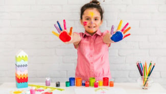 Orangtua Wajib Tahu! 5 Ciri Anak Kreatif yang Sering Terlewat