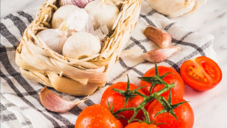 7 Makanan yang ‘Dibenci’ Sel Kanker, Rahasia Sehat dari Dapur yang Didukung Ilmu